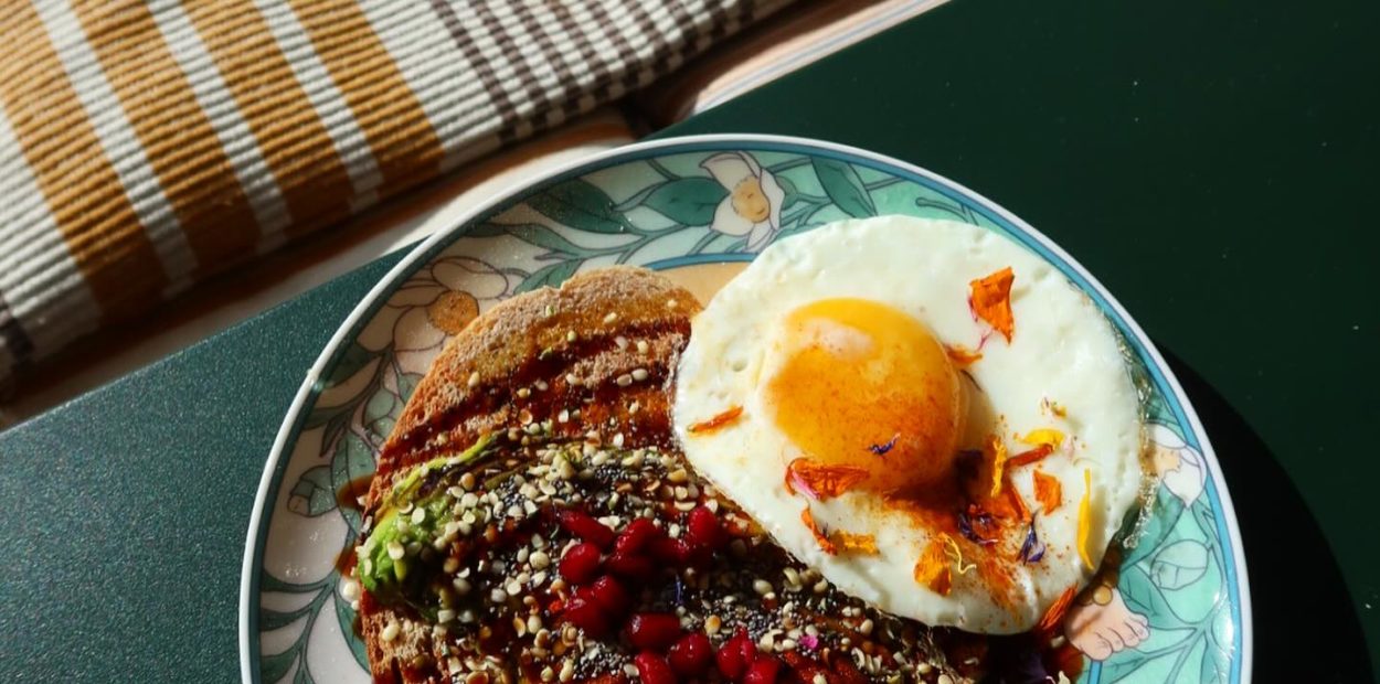 brunch-apotheca-pure-food-tartine