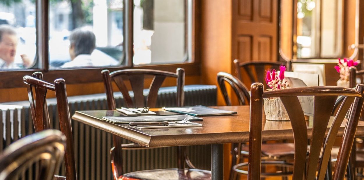 brunch-cafe-des-arcades-interieur2