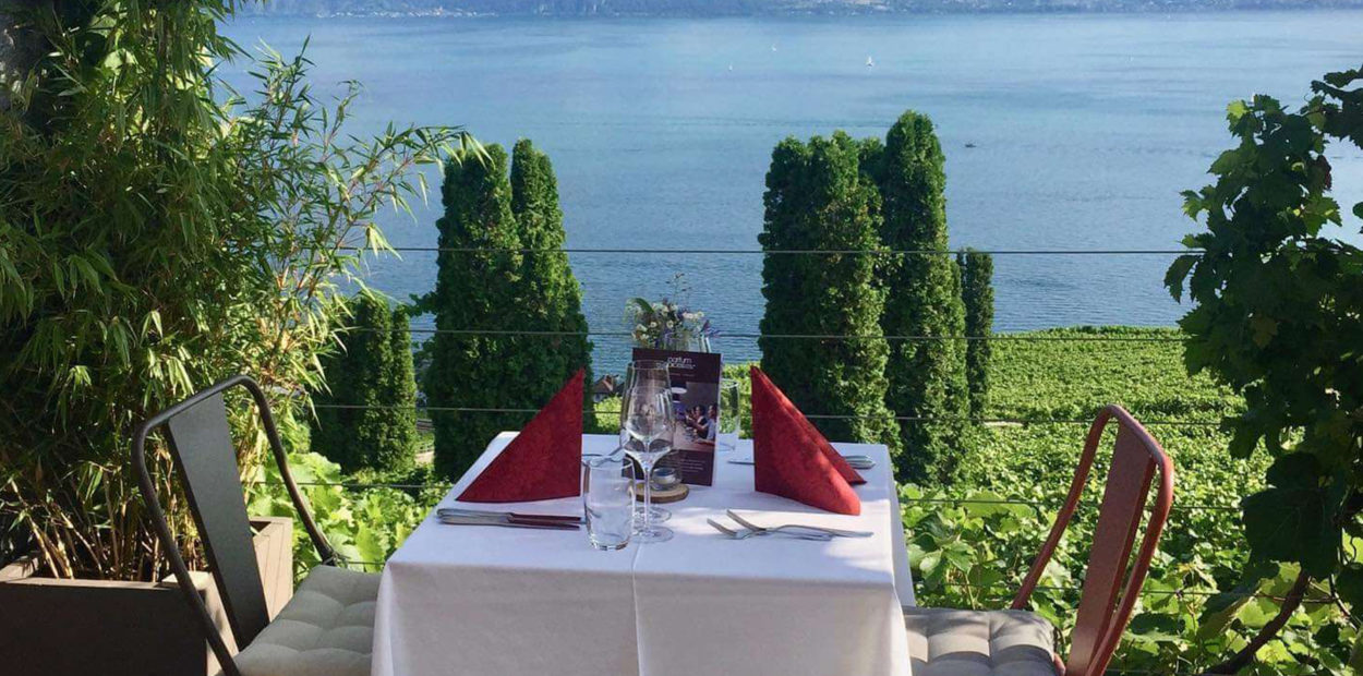 brunch_grandlavaux_domaine_crausaz_terrasse