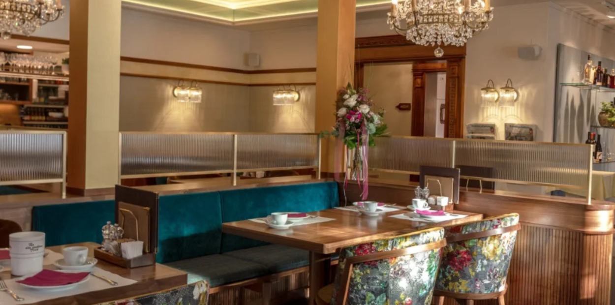 brunch_appenzell_cafe-hotel-appenzell_interieur