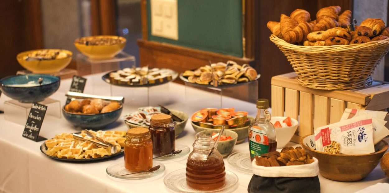 brunch-cafe-villa-castellane-buffet2