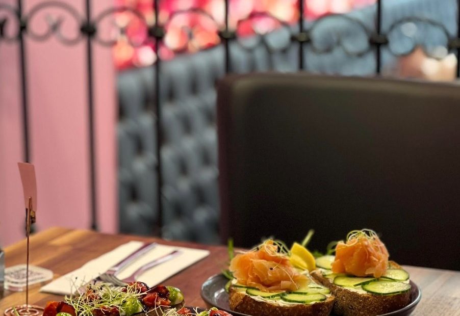 brunch-white-rabbit-geneve-toast1