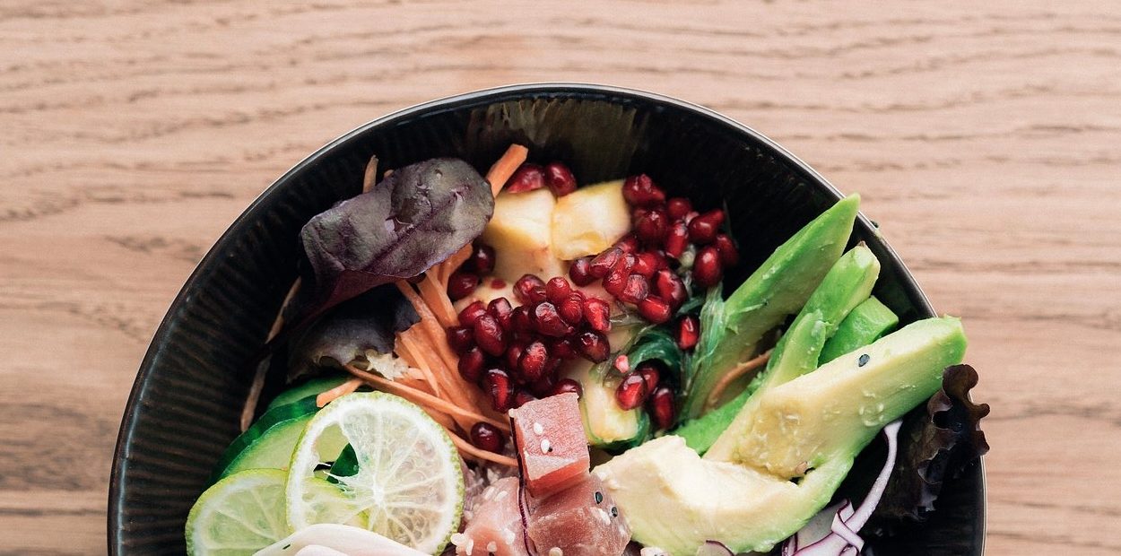 brunch-twin-fin-poke-bowls