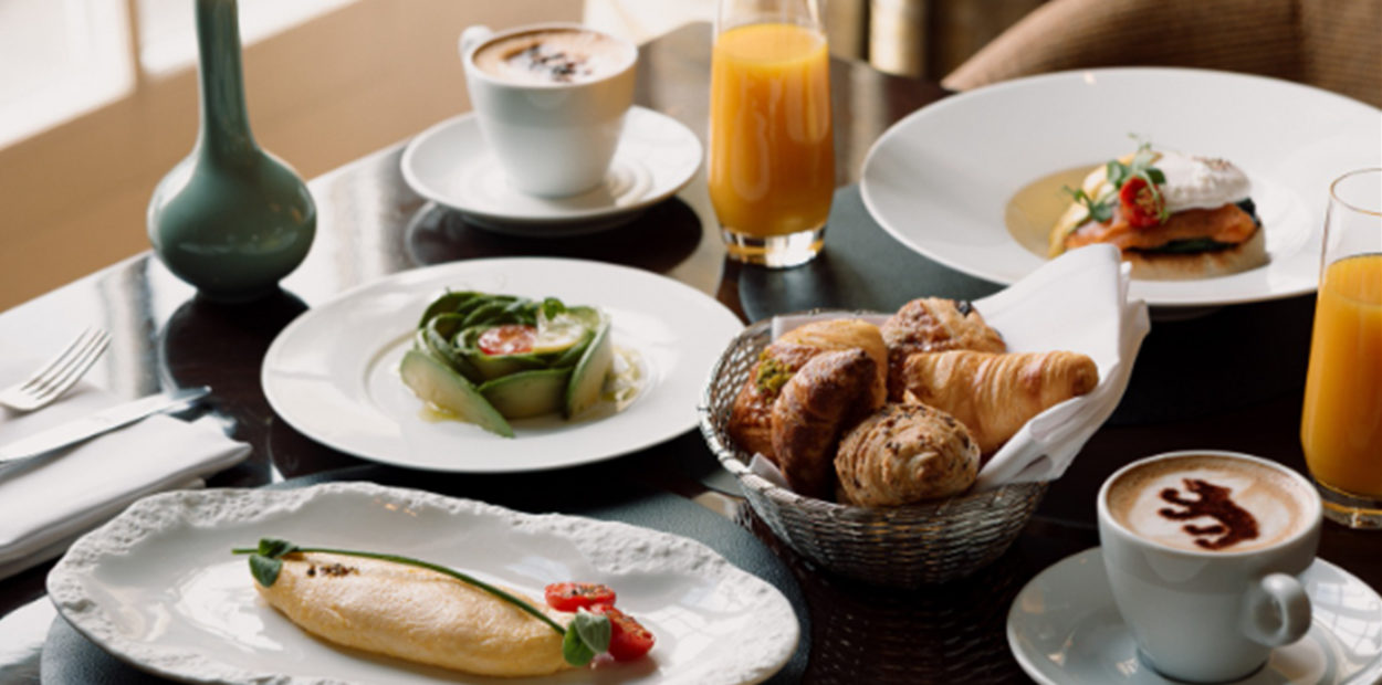 brunch_belle_vue_palace_table