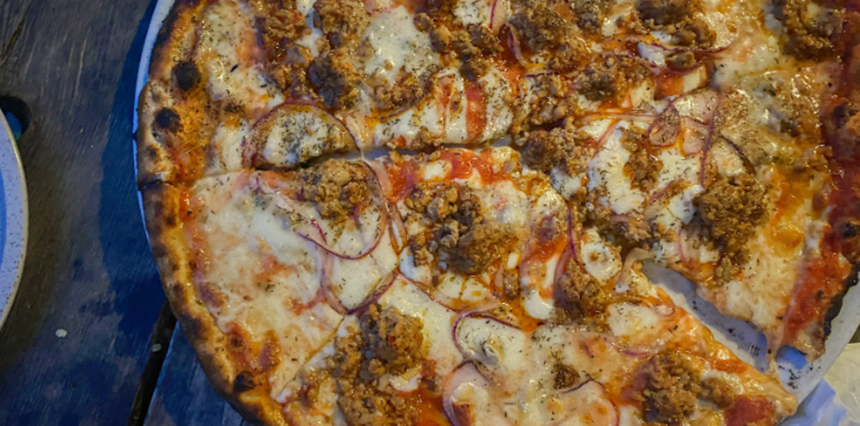 brunch_the_lacustre_pizza