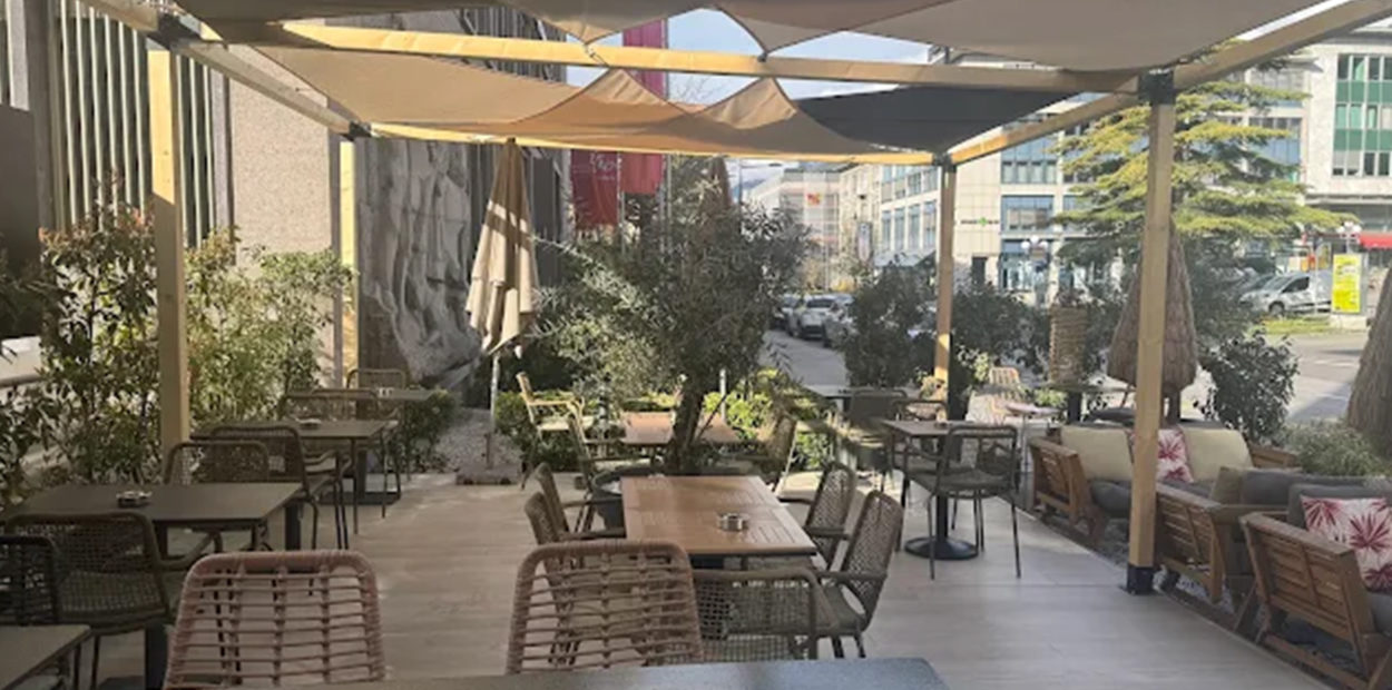 brunch_arlequin_terrasse1