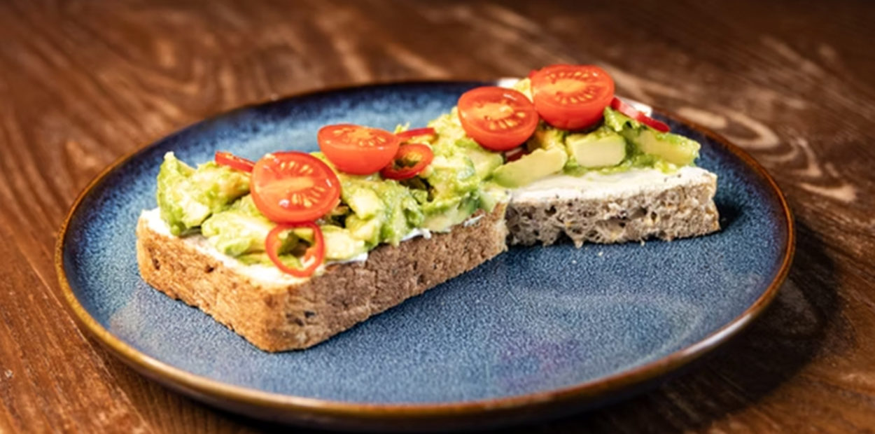 brunch_downtown_avocado_toast