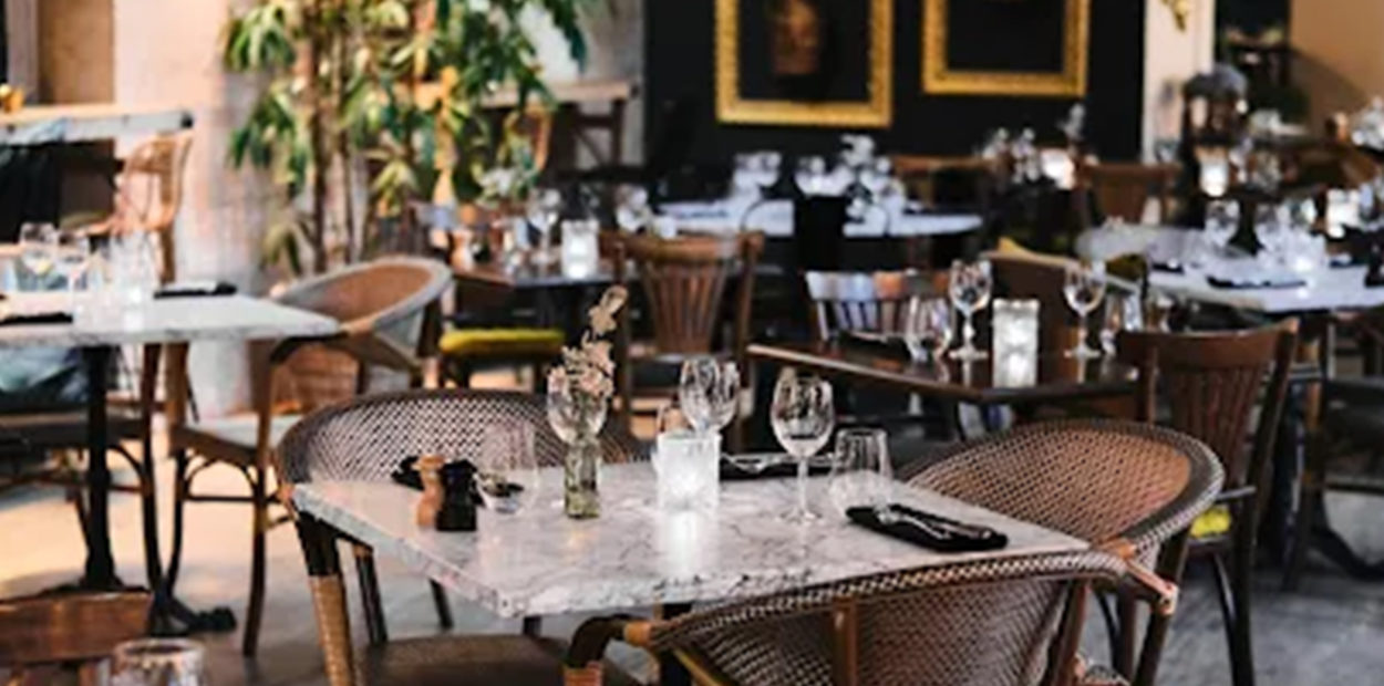 brunch_halles_de_l_ile_interieur