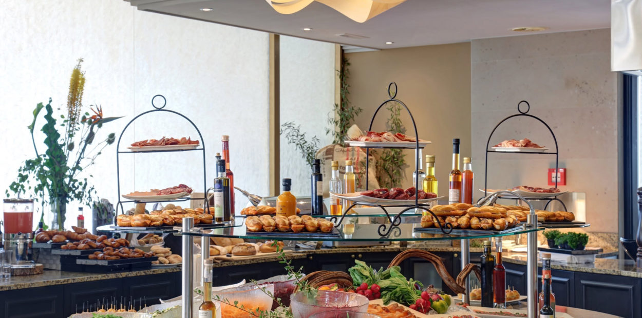 brunch_le_mirador_buffet