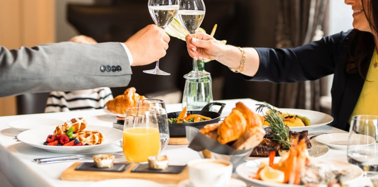 brunch_royal_savoy_table