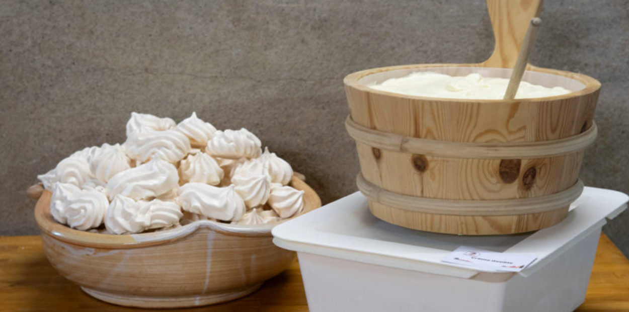 buffet_ferme-aux-cretegny_buffet_sucree2