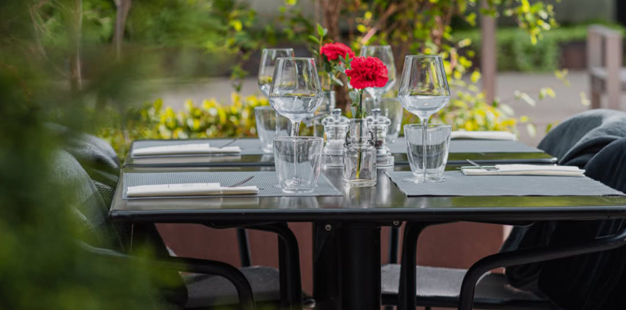 brunch_cote_jardin_terrasse