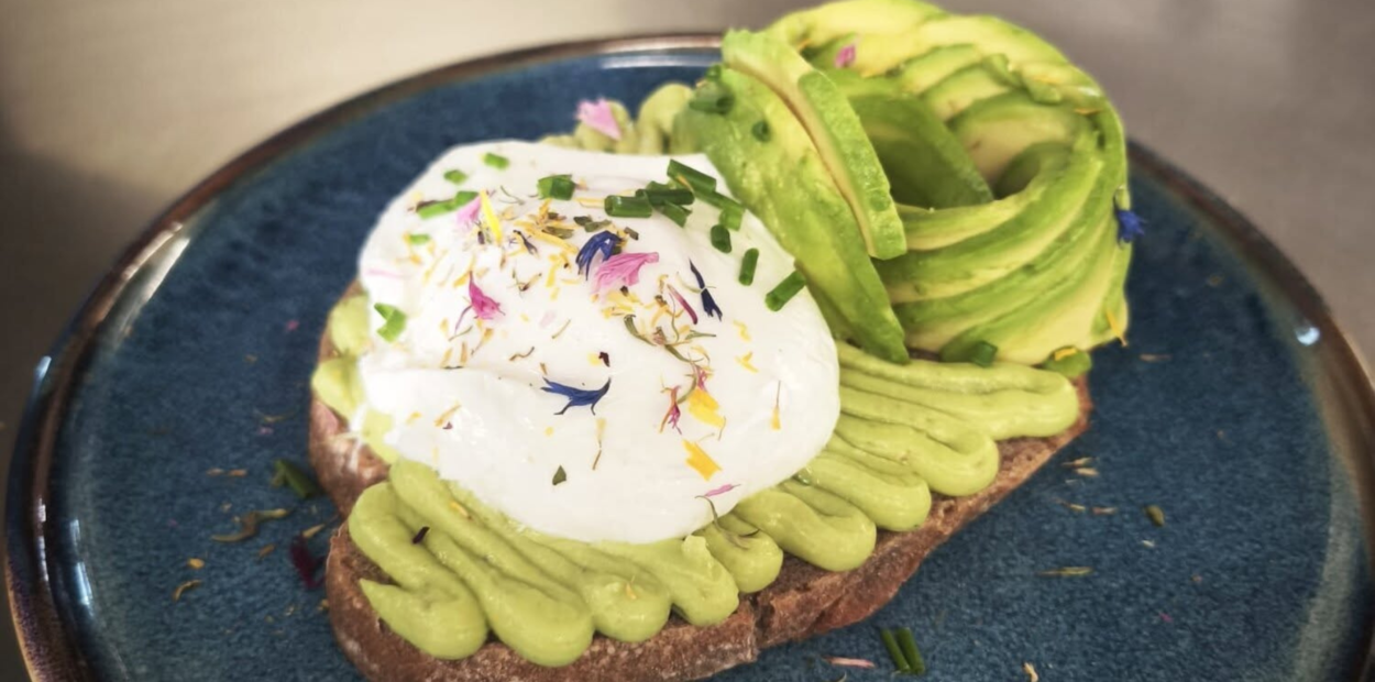 brunch_bad-ragaz_from-heaven_avocao-toast
