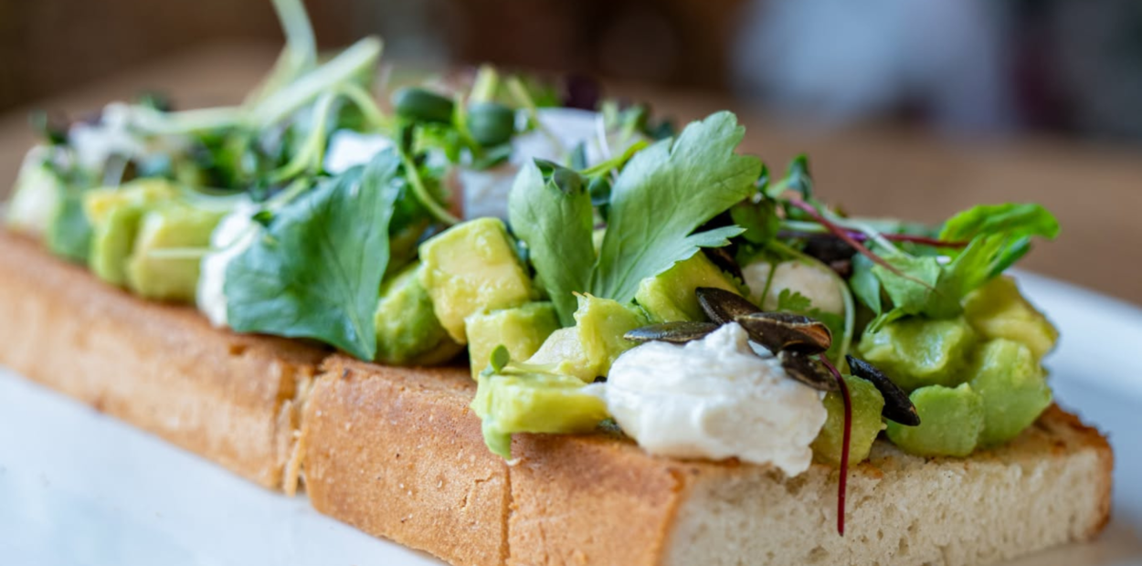 brunch_coire_bytes_avocado-toast