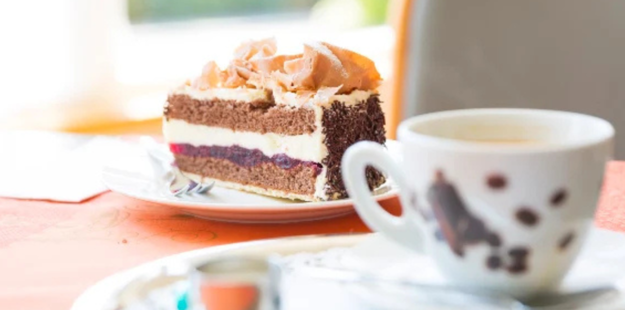 brunch_pfyn_burgi-spezialitaten_patisserie